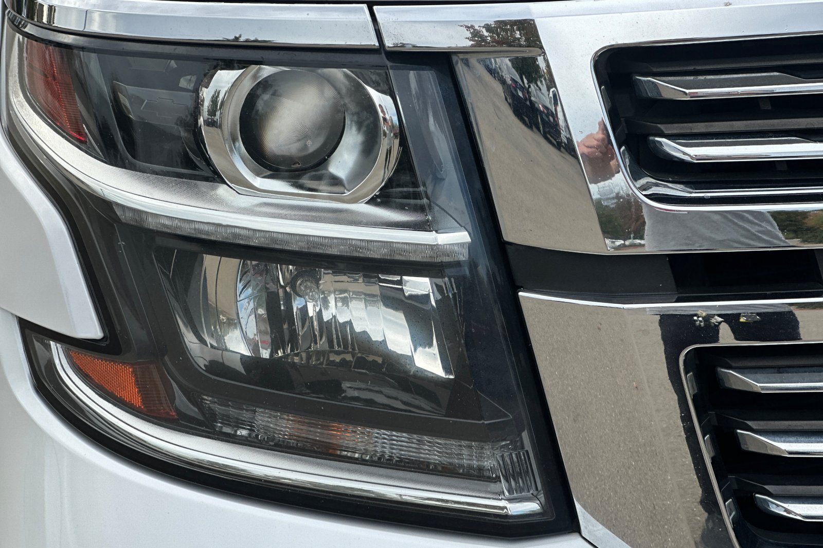 Used 2019 Chevrolet Suburban Premier w/ Premier Plus Edition AWD/4WD image 44