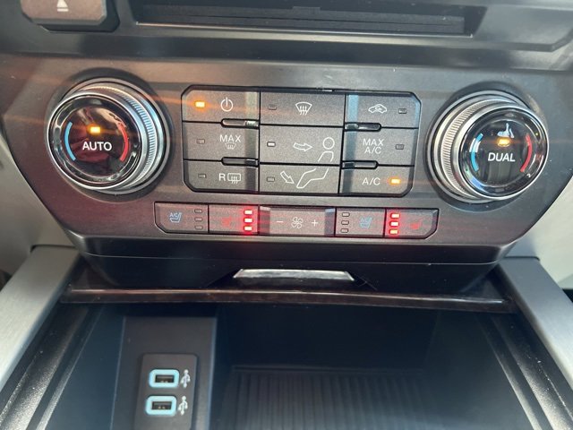 Used 2017 Ford F250 Platinum w/ FX4 Off-Road Package image 14