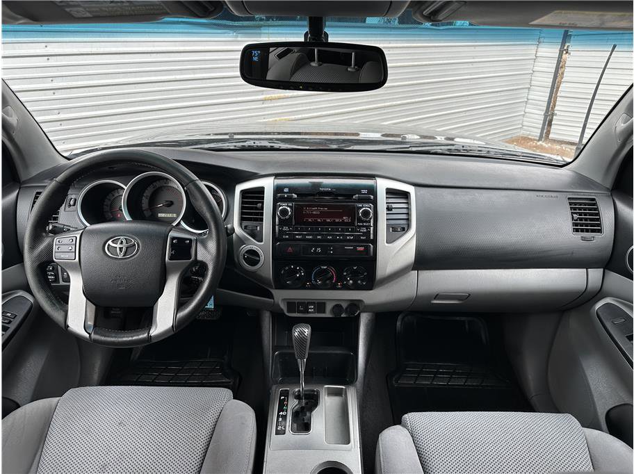 Used 2012 Toyota Tacoma 4x4 Access Cab V6 w/ TRD Off-Road Pkg image 17