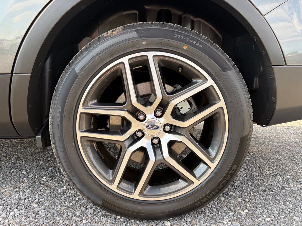 Used 2017 Ford Explorer Sport AWD/4WD image 16