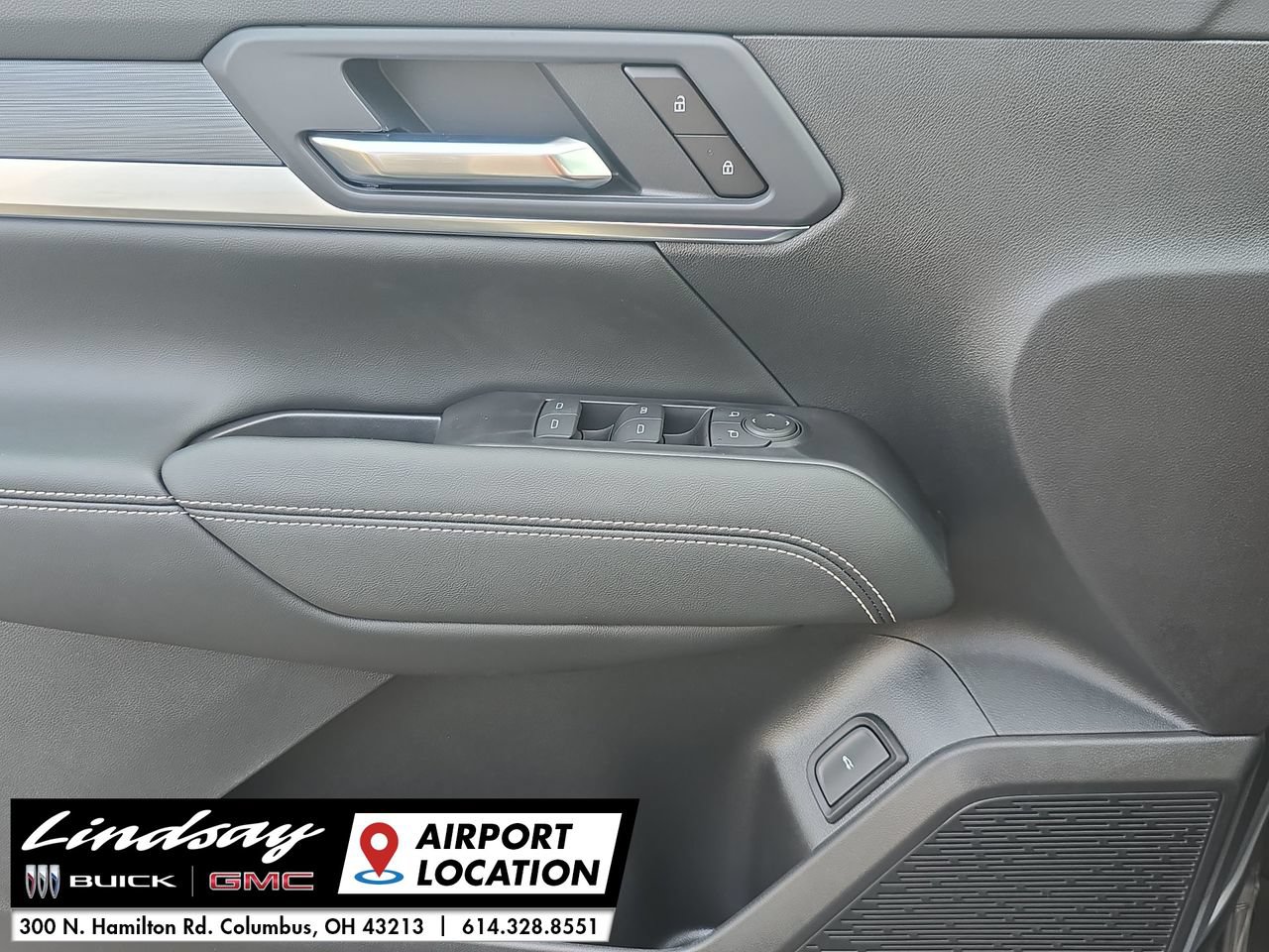 New 2027 GMC Terrain Elevation w/ Elevation Premium Package AWD/4WD image 24