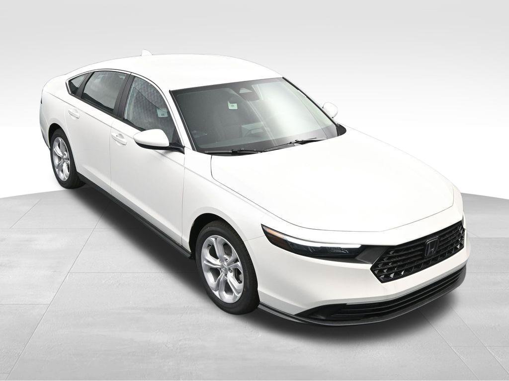 Used 2026 Honda Accord LX image 25