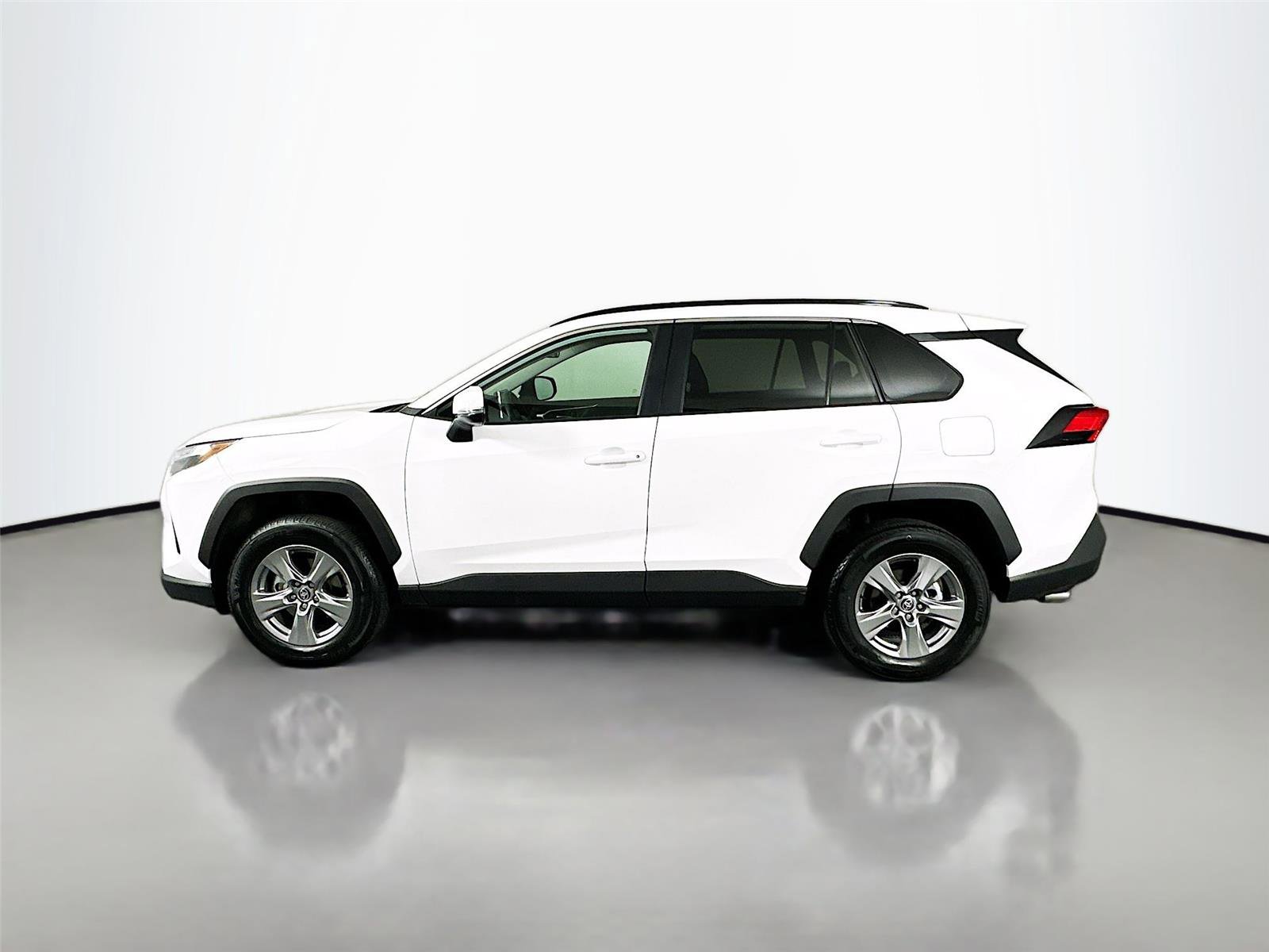 Certified 2025 Toyota RAV4 XLE AWD/4WD image 8