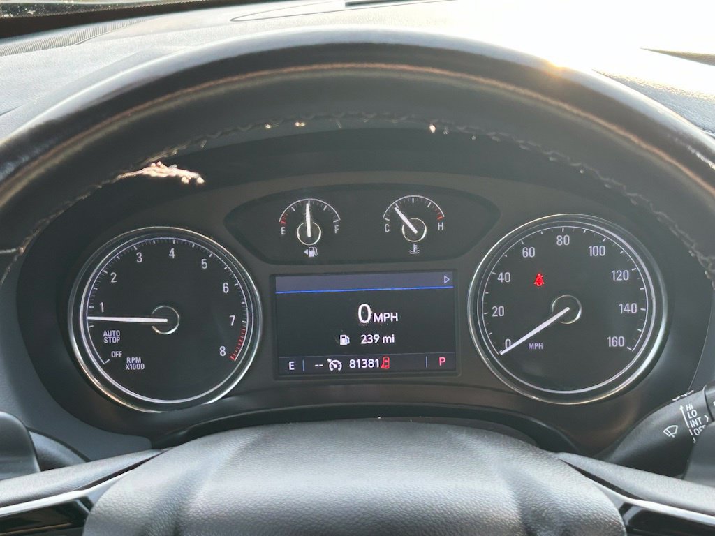 Used 2023 Buick Enclave Essence AWD/4WD image 12