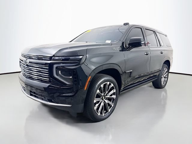 Used 2025 Chevrolet Tahoe High Country AWD/4WD image 4