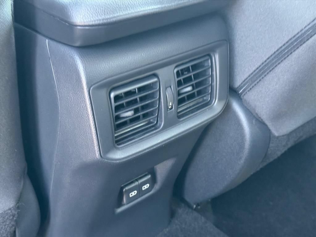 Used 2025 Toyota RAV4 XLE w/ Convenience Package FWD image 13