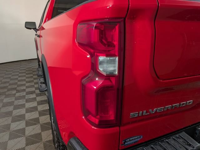 New 2025 Chevrolet Silverado 1500 ZR2 w/ Technology Package image 11