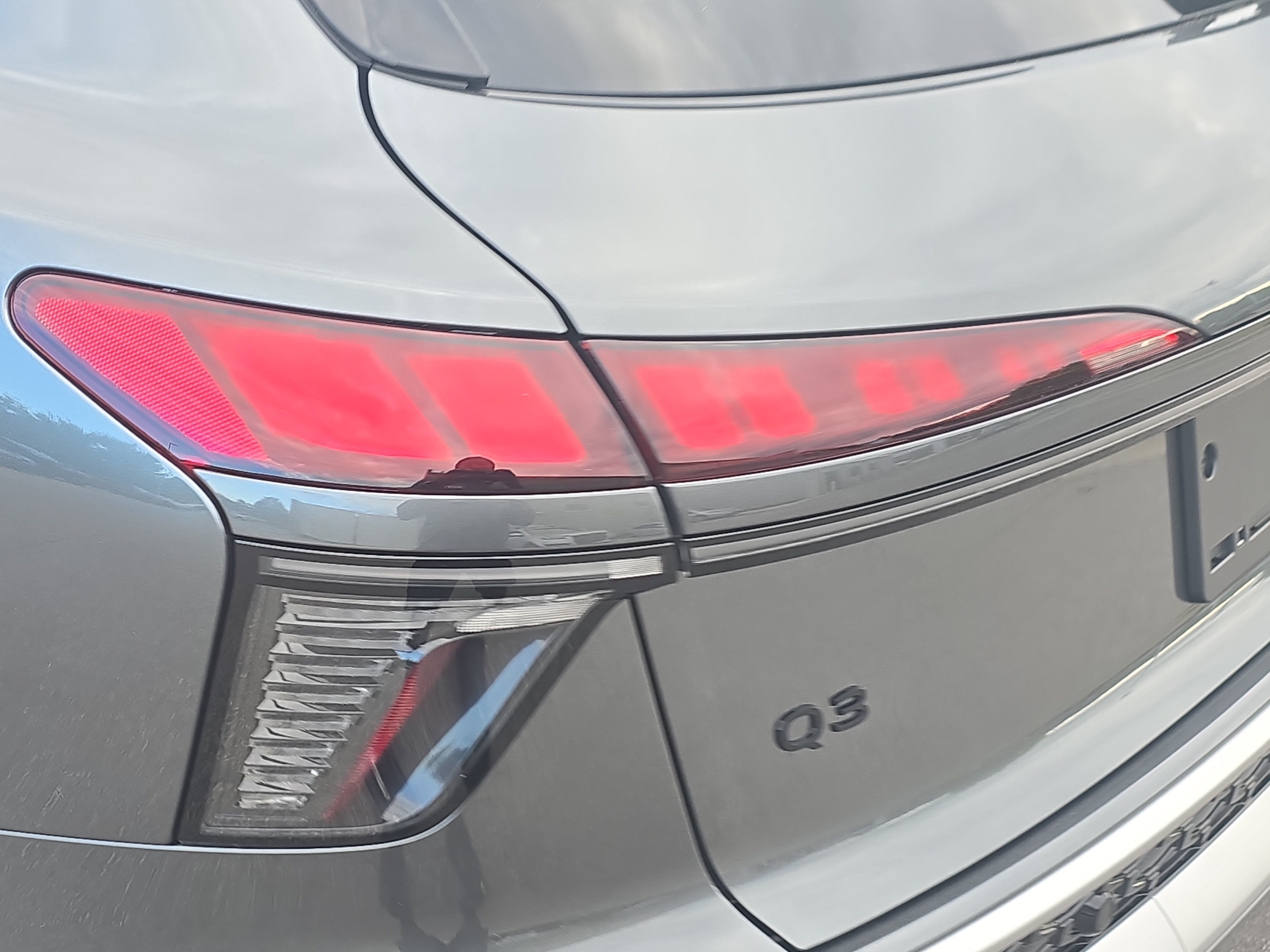 New 2026 Audi Q3 quattro 2.0T AWD/4WD image 33