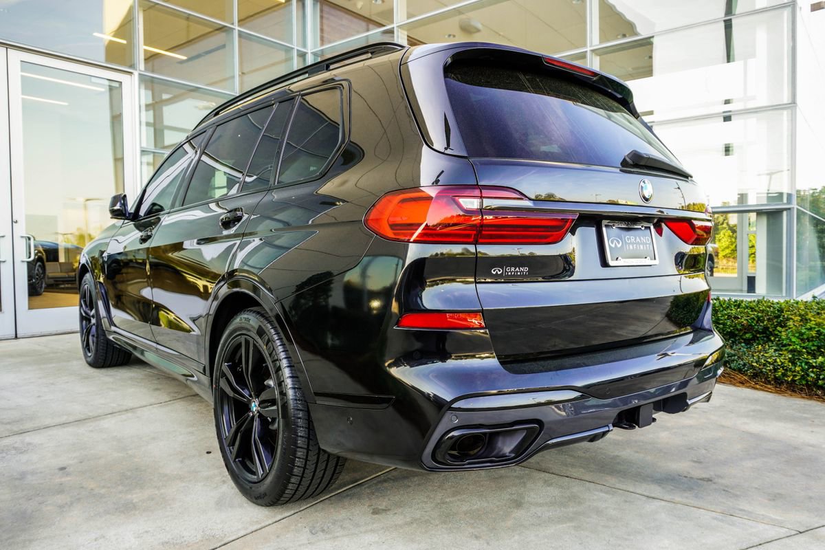 Used 2022 BMW X7 xDrive40i w/ M Sport Package image 10