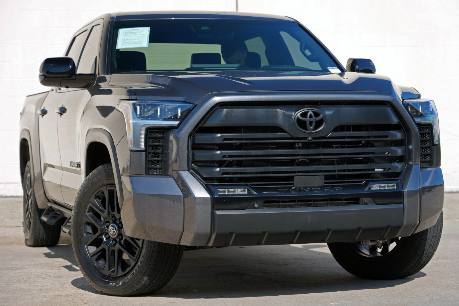 Used 2026 Toyota Tundra Limited AWD/4WD image 4
