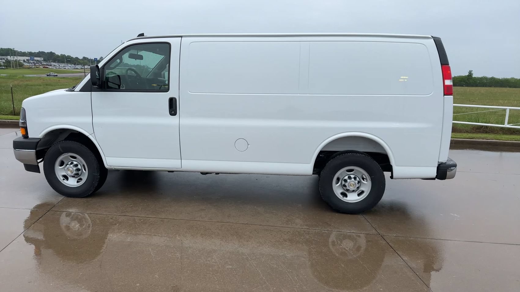 New 2026 Chevrolet Express 2500 w/ Driver Convenience Package RWD image 6