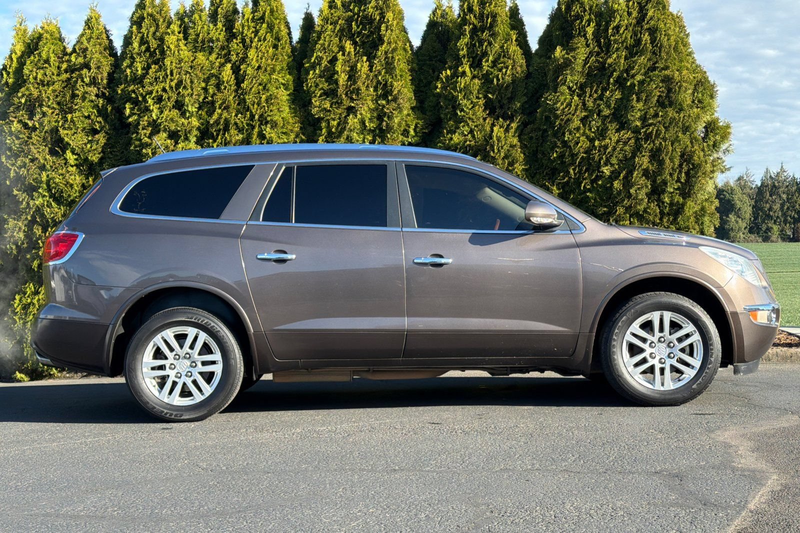Used 2012 Buick Enclave Convenience FWD image 3