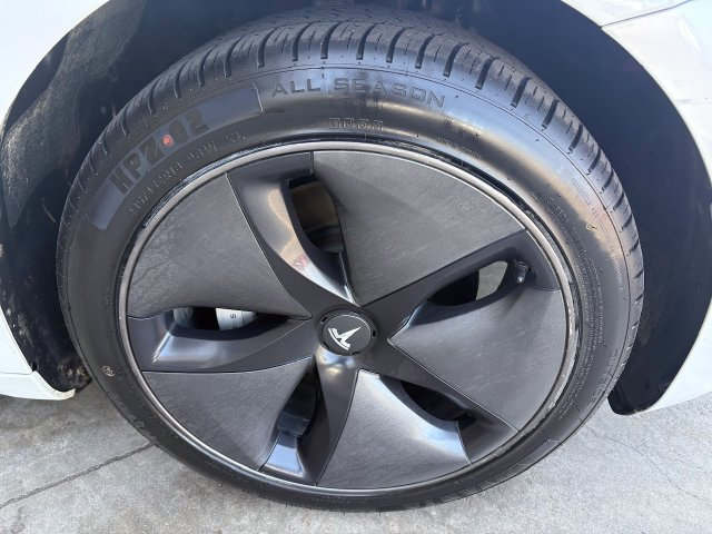 Used 2019 Tesla Model 3 Standard Range Plus RWD image 18