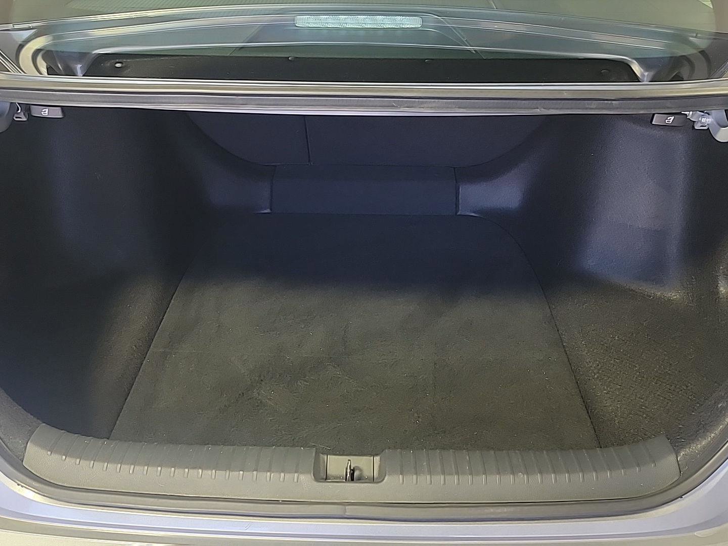 Certified 2024 Honda Accord EX image 9