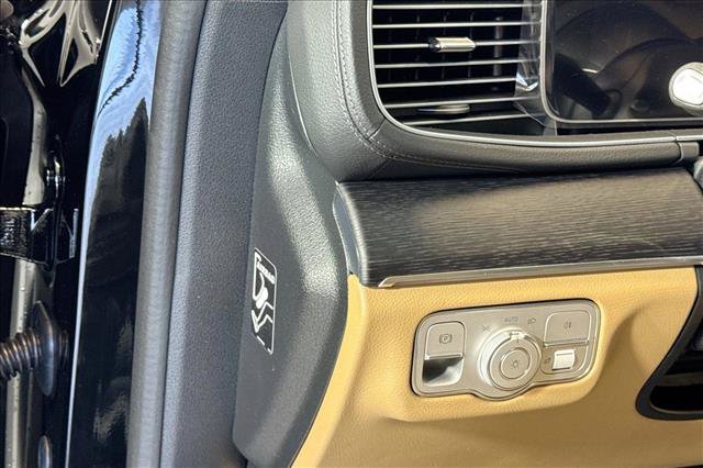 New 2026 Mercedes-Benz GLS 580 4MATIC image 10