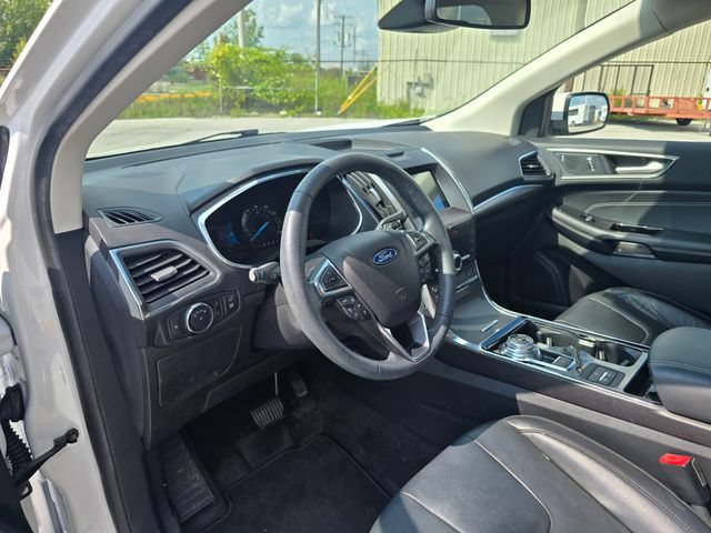 Used 2020 Ford Edge Titanium w/ Equipment Group 301A AWD/4WD image 12