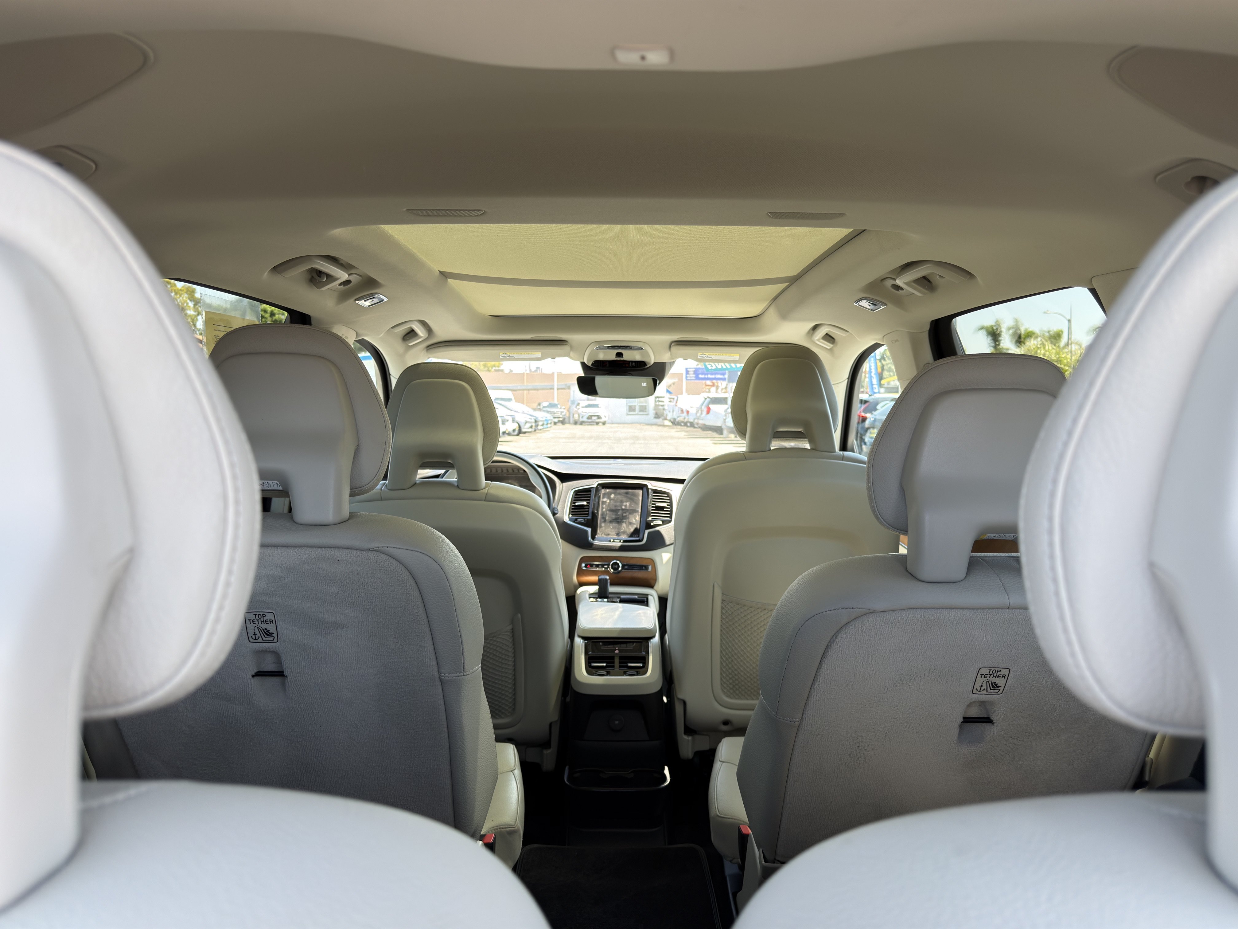 Used 2021 Volvo XC90 T8 Inscription Expression w/ Advanced Package AWD/4WD image 17