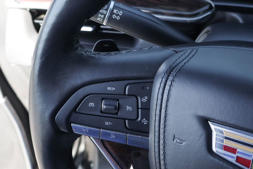 Used 2023 Cadillac Escalade Sport Platinum w/ LPO, ONYX Package AWD/4WD image 28