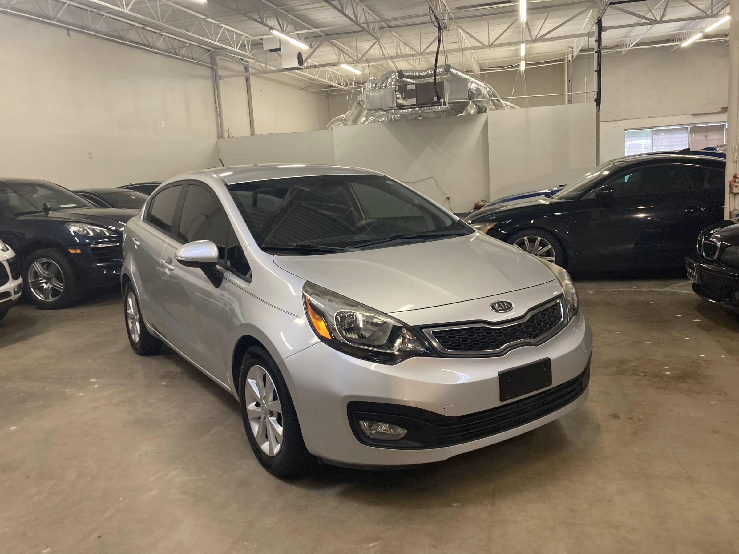 Used 2013 Kia Rio EX w/ Convenience Pkg FWD image 3