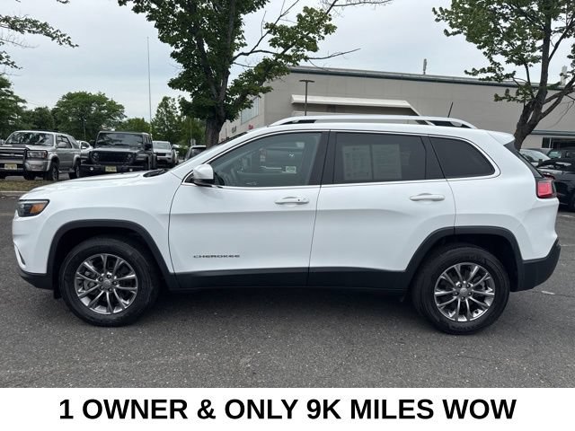 Used 2020 Jeep Cherokee Latitude Plus AWD/4WD image 17