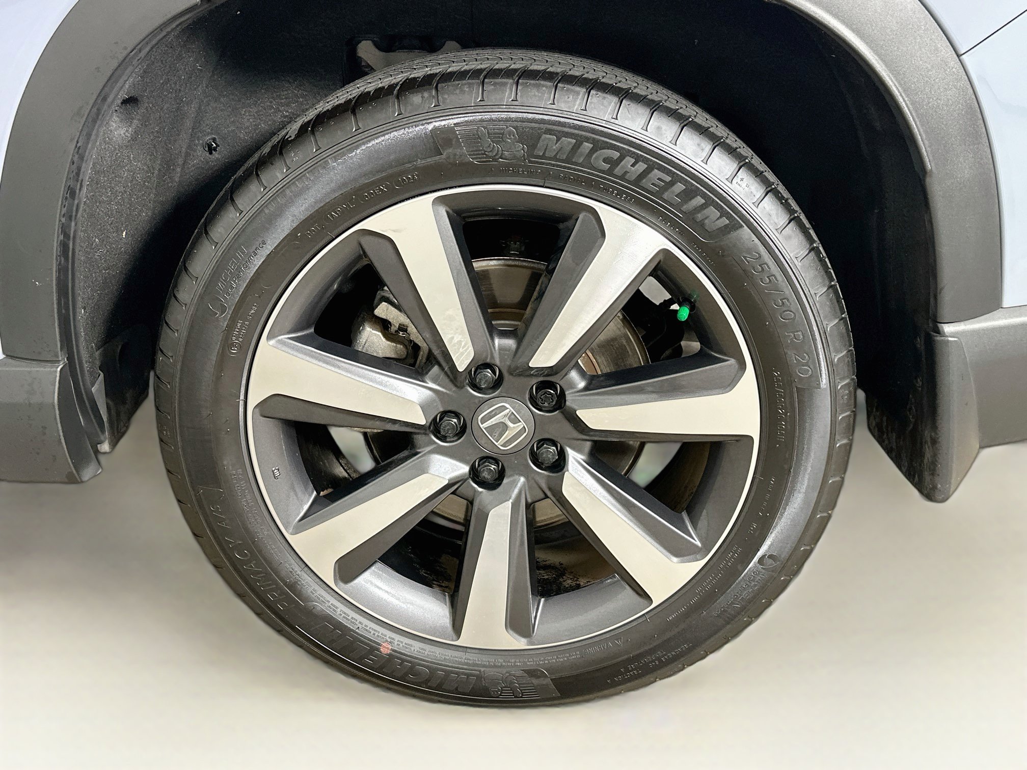 Used 2025 Honda Pilot Touring image 11