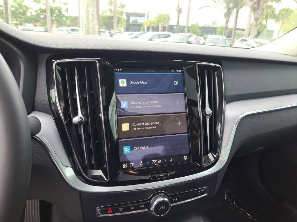 Used 2025 Volvo S60 B5 Core image 20