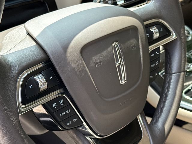 Used 2023 Lincoln Nautilus AWD image 29