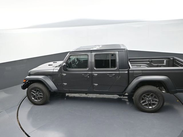 New 2025 Jeep Gladiator Sport image 15