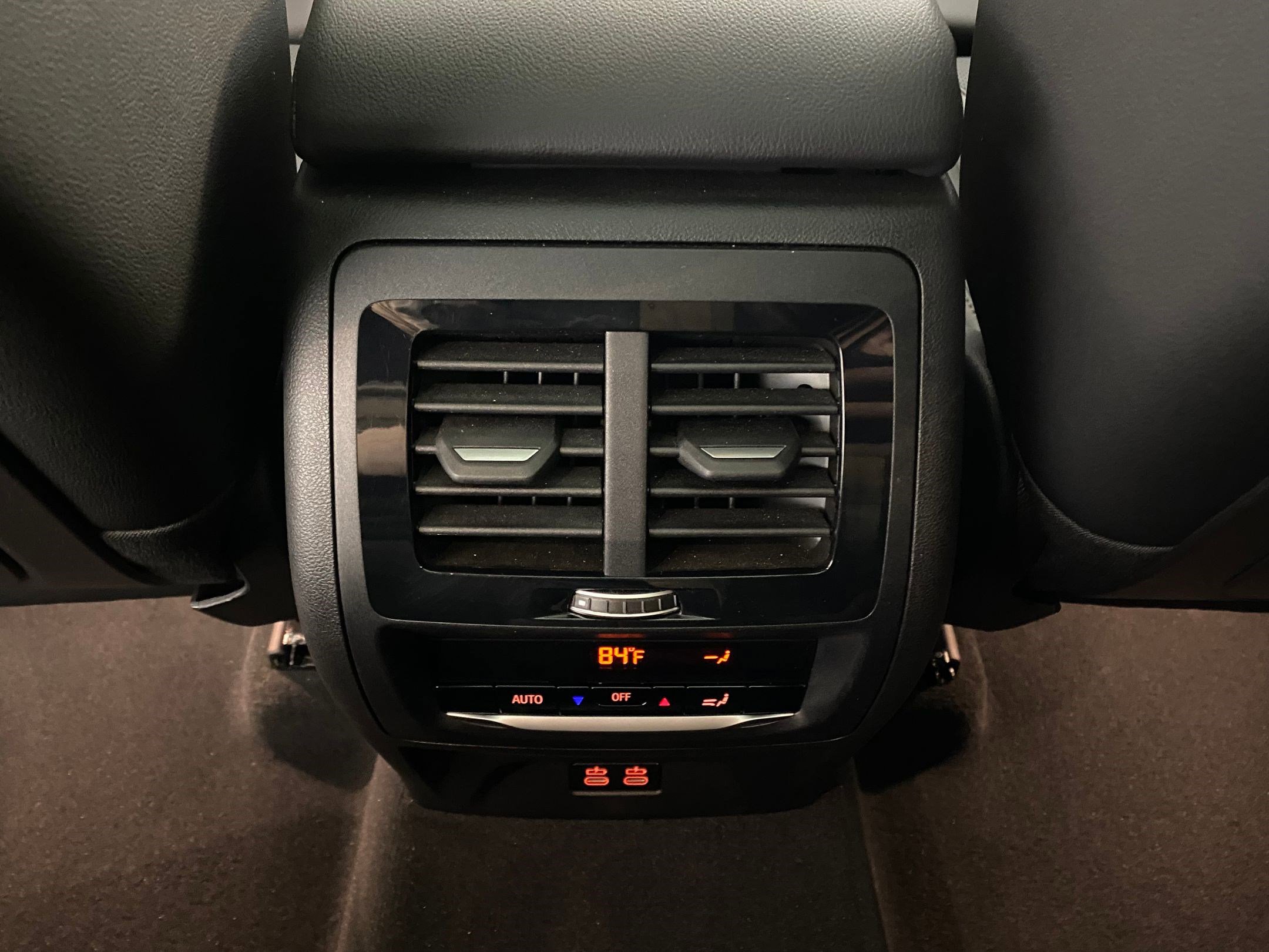 Certified 2024 BMW X4 M40i w/ Premium Package image 29