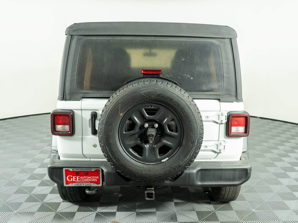 Used 2018 Jeep Wrangler Unlimited Sport image 5