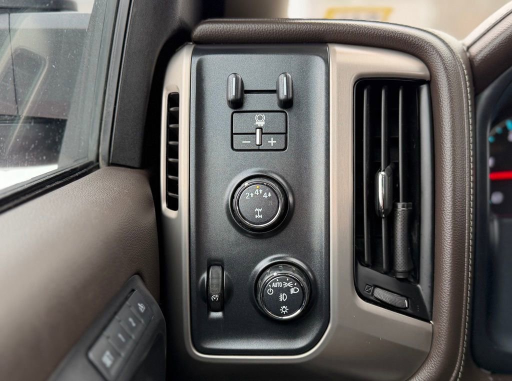 Used 2019 GMC Sierra 2500 Denali w/ Duramax Plus Package image 25