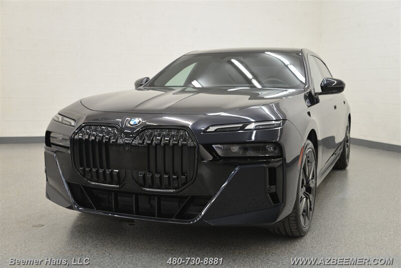 Used 2023 BMW 740i RWD video 1