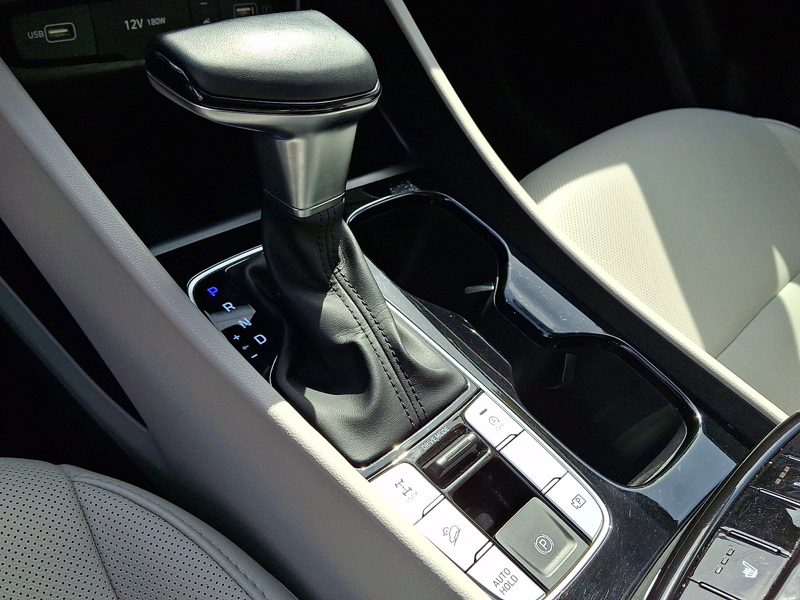 Used 2023 Hyundai Tucson SEL w/ Convenience Package AWD/4WD image 16