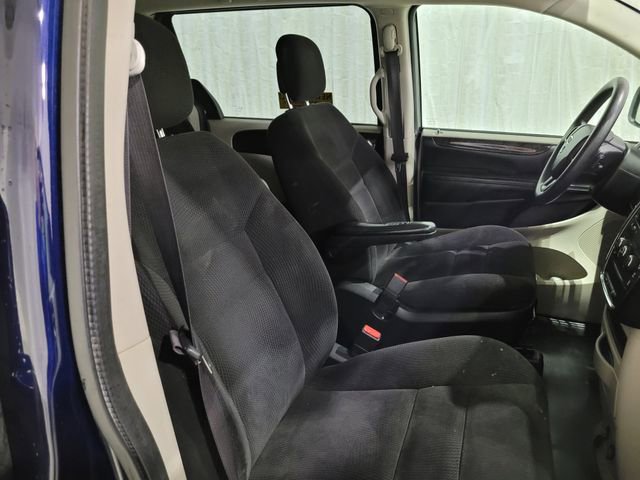 Used 2017 Dodge Grand Caravan SE image 47