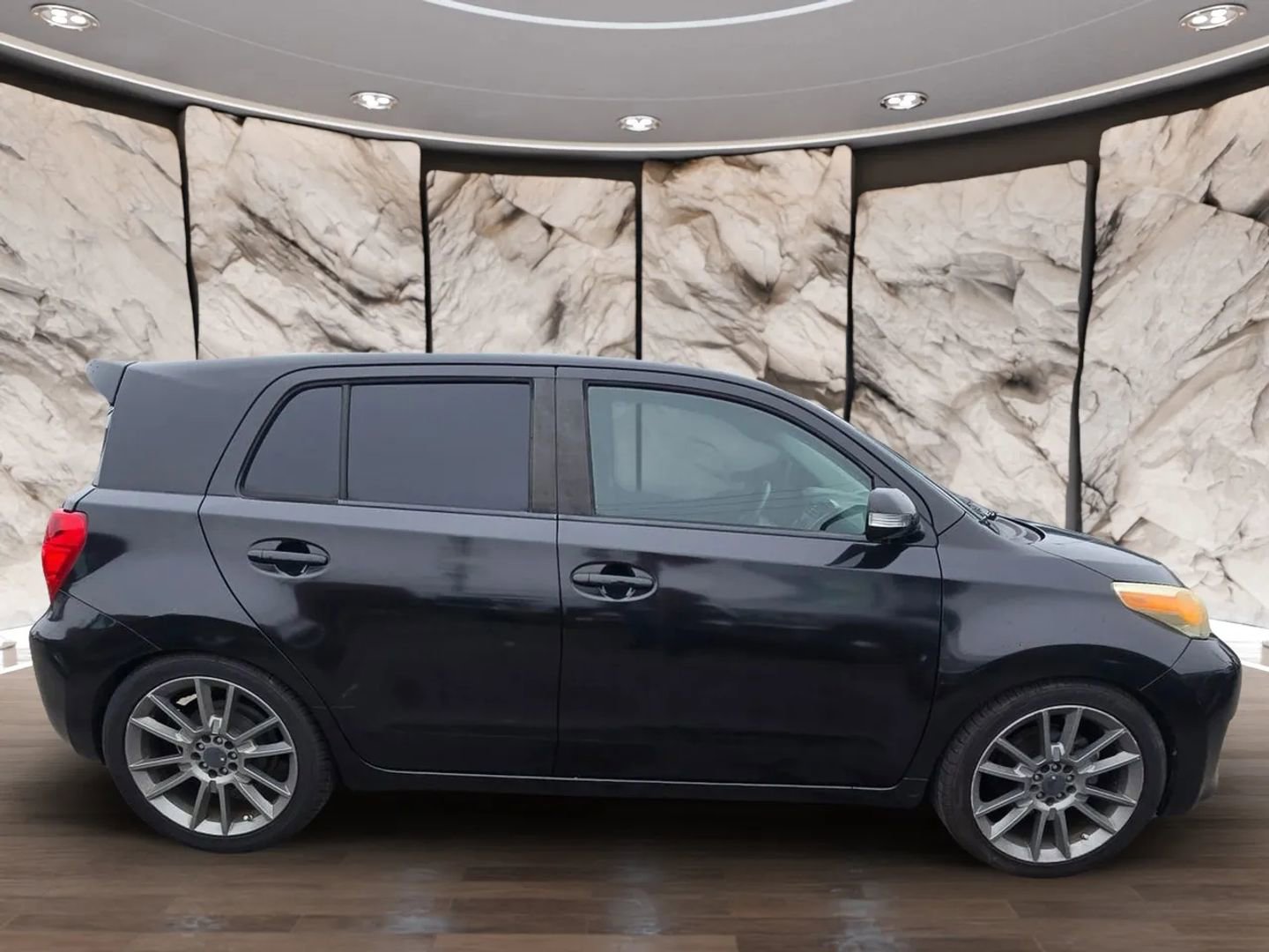 Used 2009 Scion xD image 4