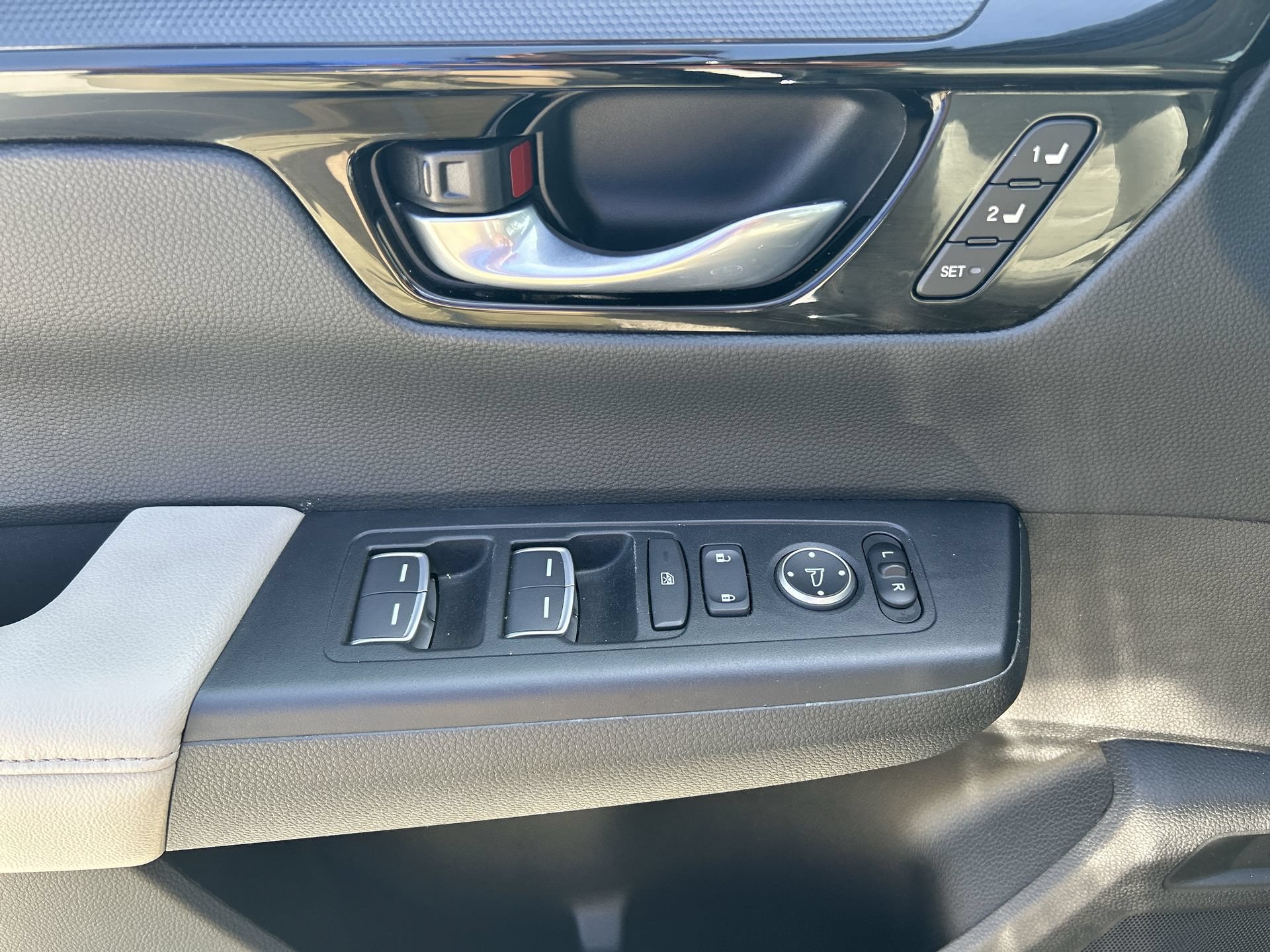 Certified 2024 Honda CR-V EX-L image 15