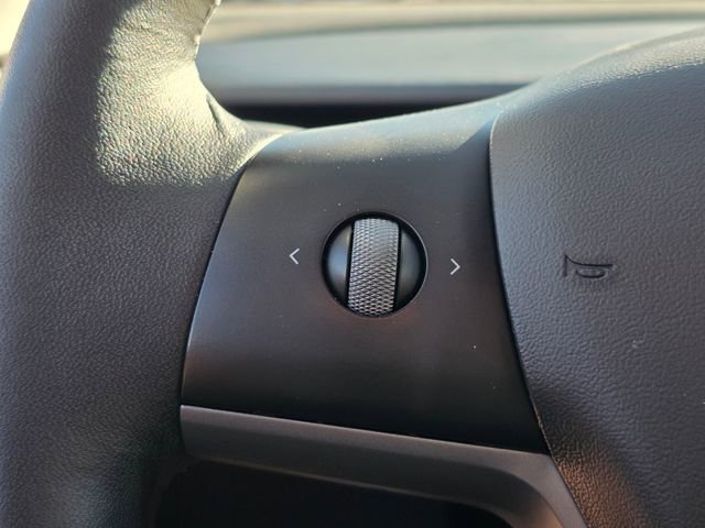 Used 2022 Tesla Model 3 Long Range image 23