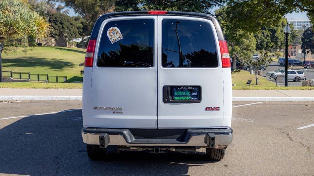 Used 2015 GMC Savana 3500 LS w/ Chrome Appearance Package image 7