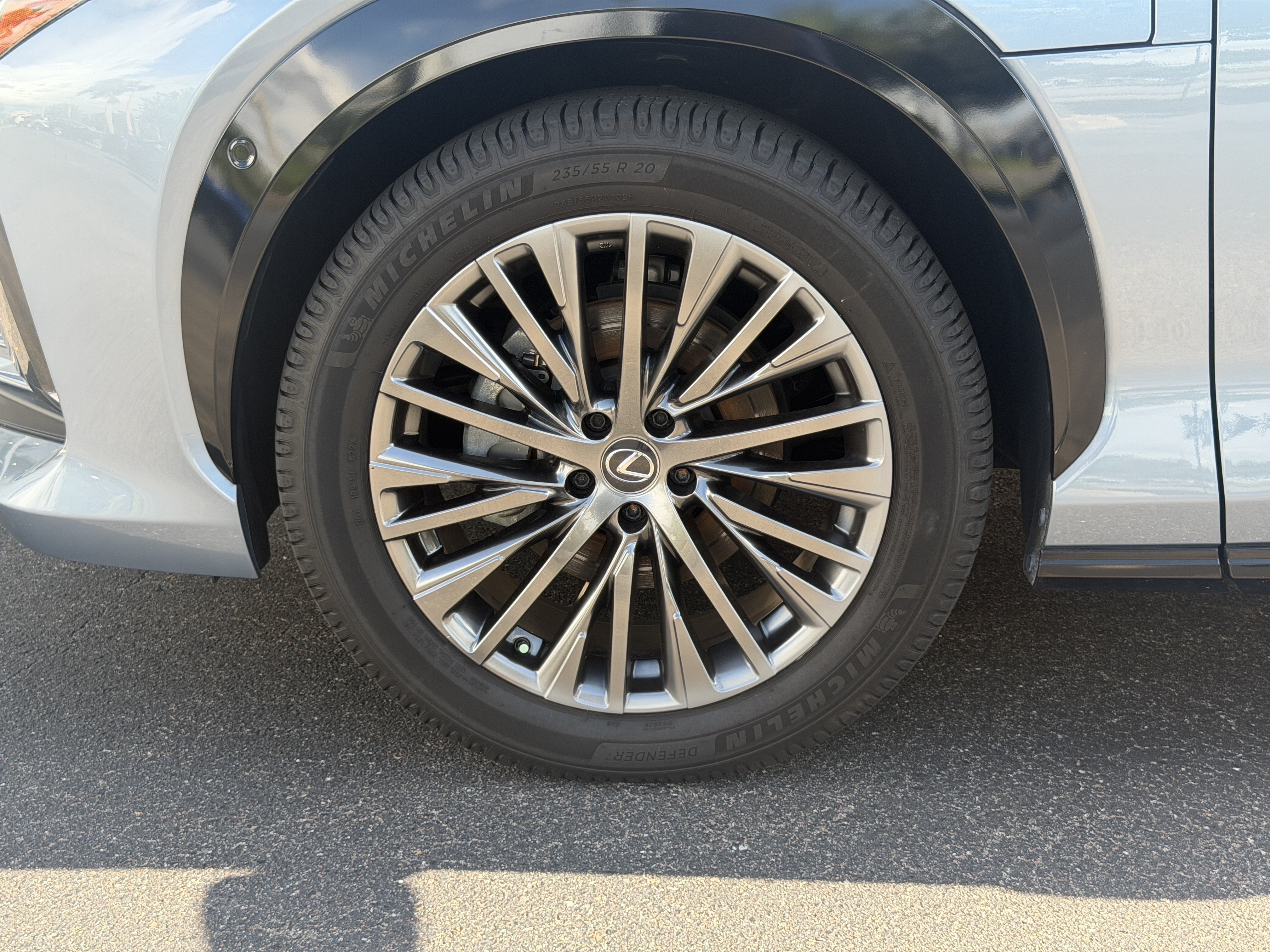 Used 2023 Lexus RZ 450e Premium w/ Cold Area Package AWD/4WD image 33