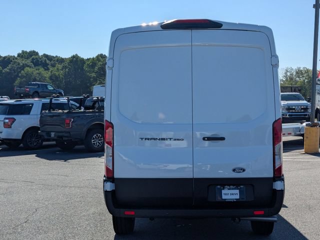 New 2026 Ford Transit 250 148 Medium Roof w/ Load Area Protection Package RWD image 4