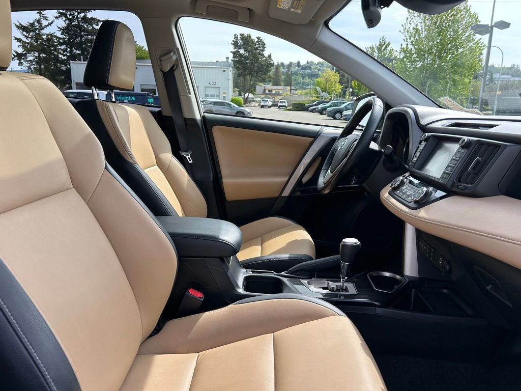 Certified 2018 Toyota RAV4 Limited AWD/4WD image 16