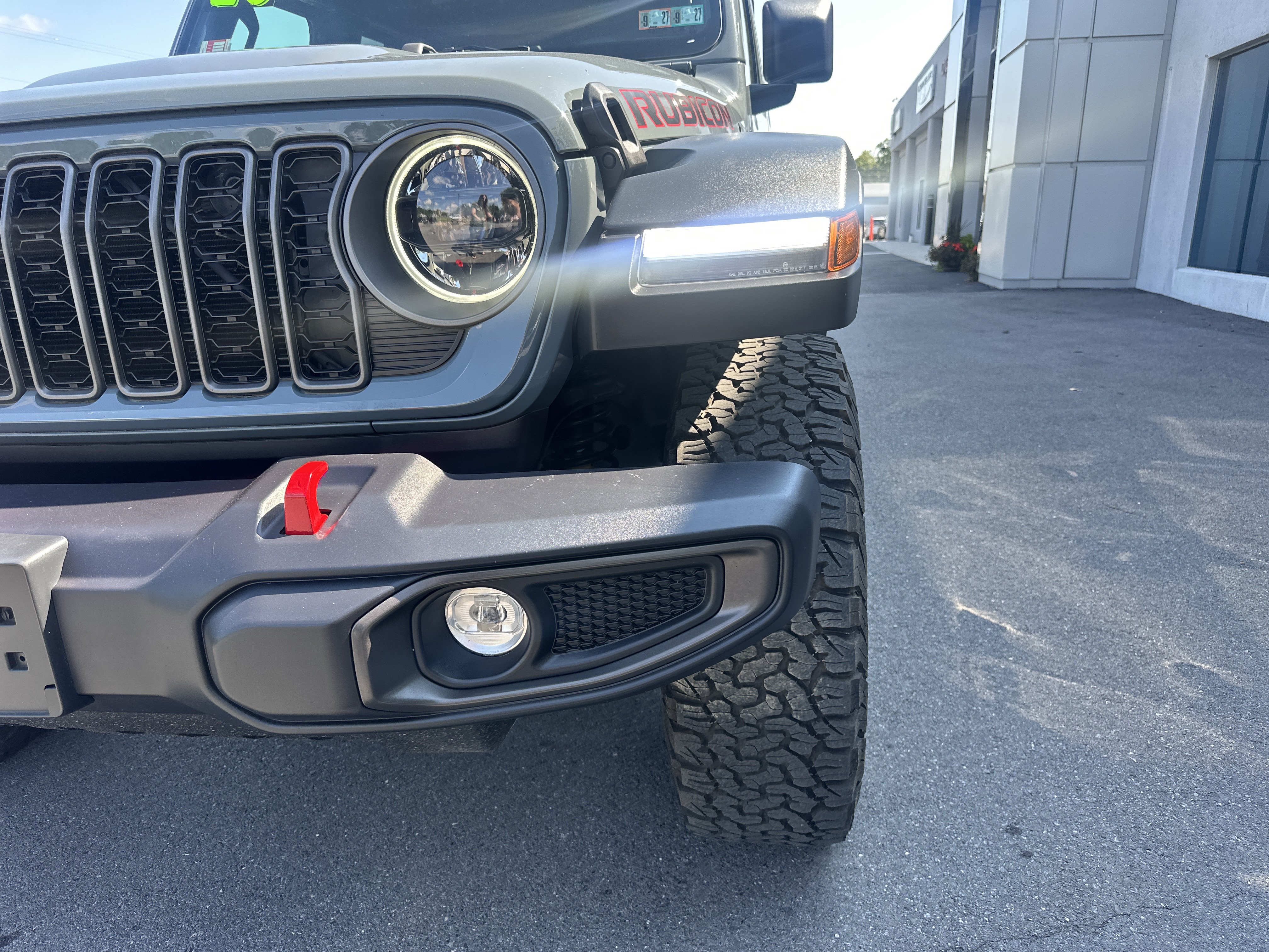 Certified 2026 Jeep Wrangler Unlimited Rubicon AWD/4WD image 10