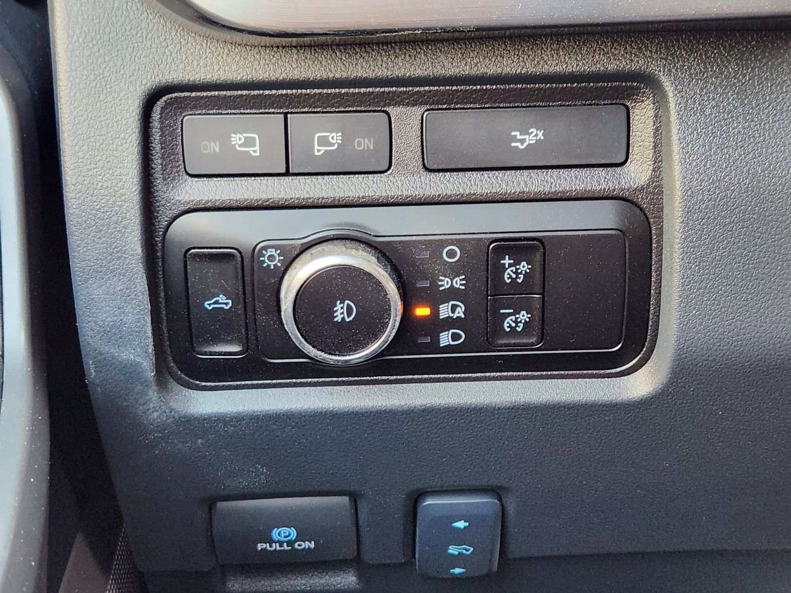 Used 2024 Ford F250 Lariat image 27