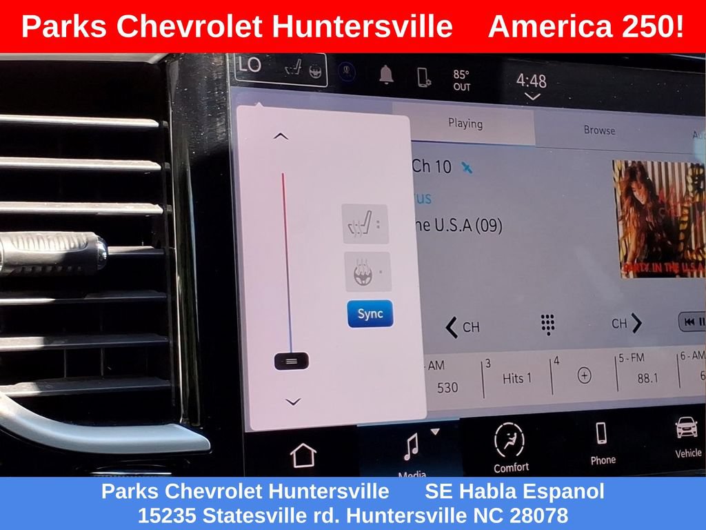 Used 2023 Chrysler Pacifica Touring-L FWD image 6