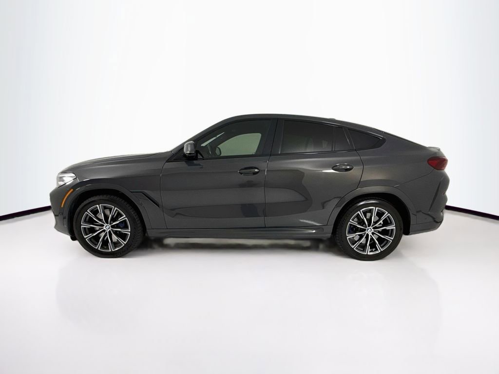 Used 2023 BMW X6 M50i w/ Dynamic Handling Package AWD/4WD image 2