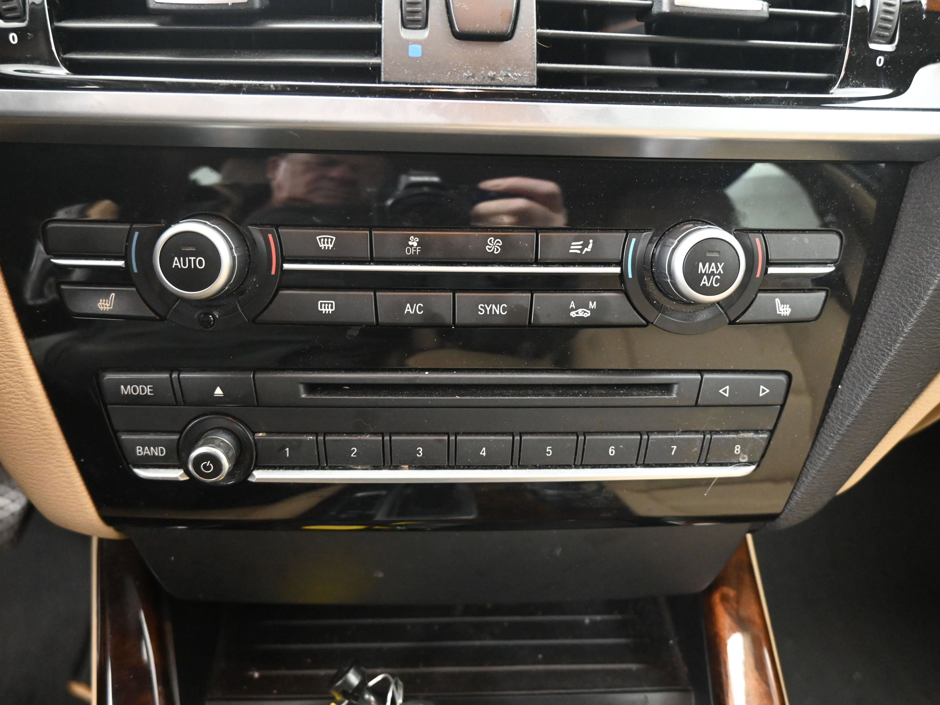 Used 2016 BMW X3 xDrive28d image 14