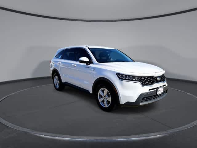 Used 2021 Kia Sorento LX FWD image 2