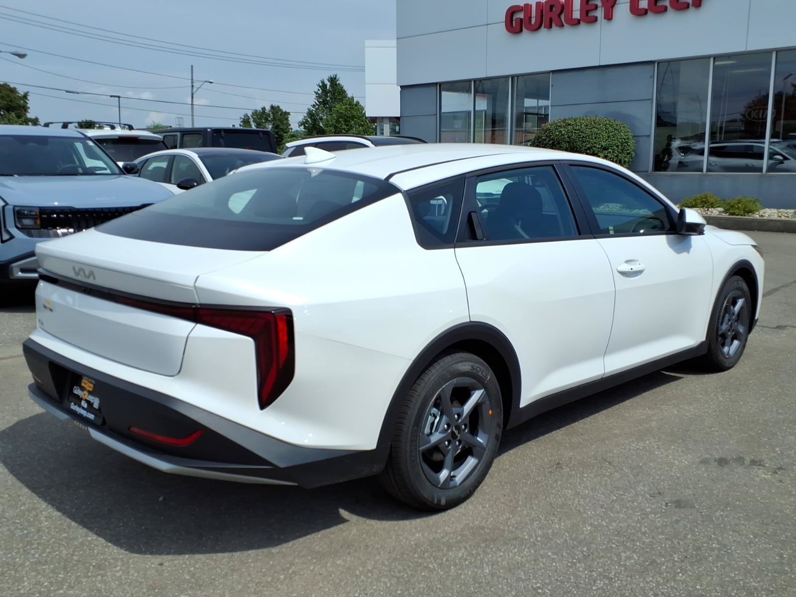 New 2026 Kia K4 FWD image 9