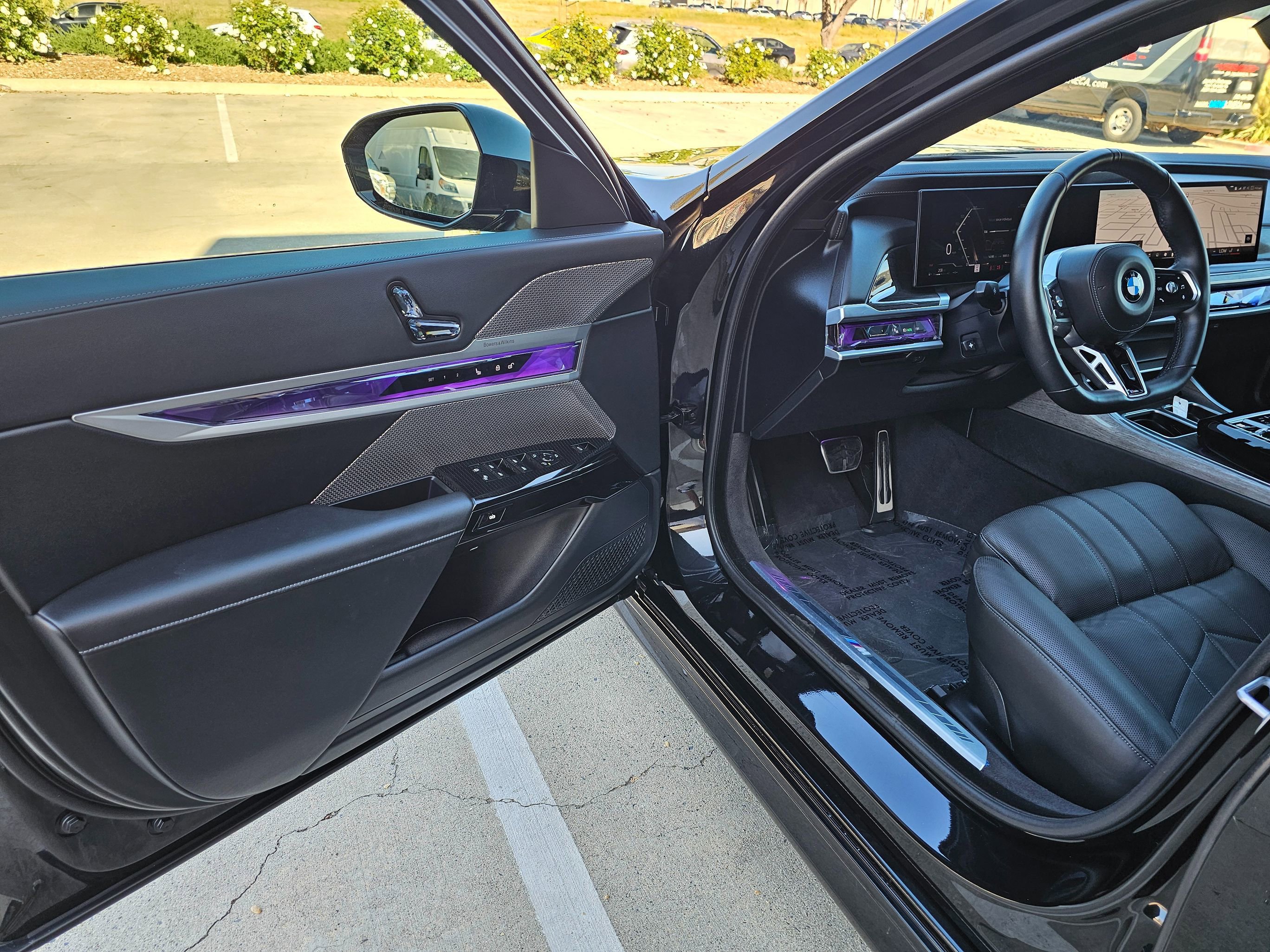 Used 2025 BMW 740i image 16