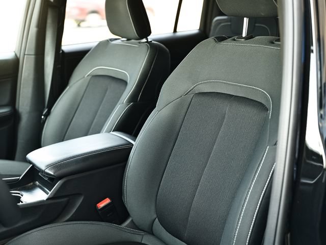 Used 2025 Jeep Grand Cherokee L Laredo w/ Luxury Tech Group I RWD image 20